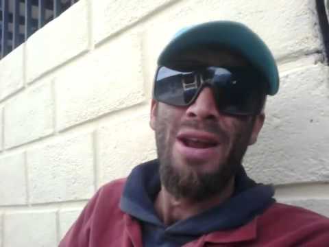 CANTANTE INDIGENTE RAPERO