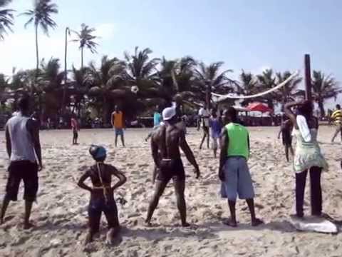 KWAKU MANU AT TEMA BEACH