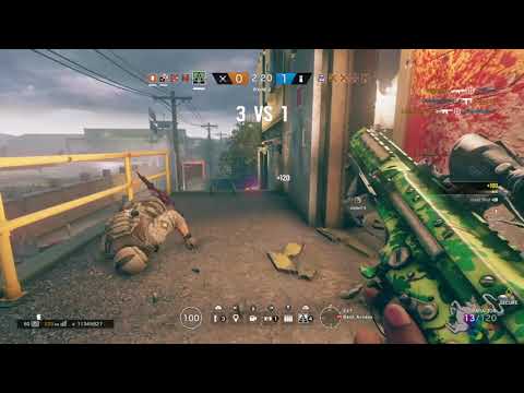 Getting a sh!t Scare from Caveira