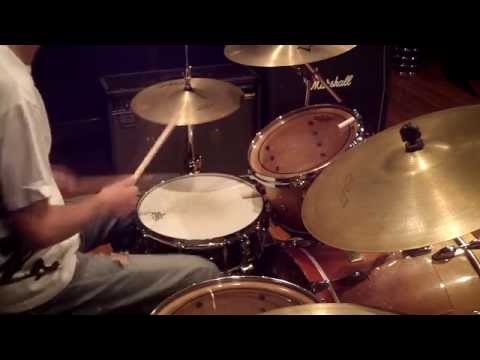 " Cold Sweat " ( Dennis Chambers Style ) - Drum Lesson #134