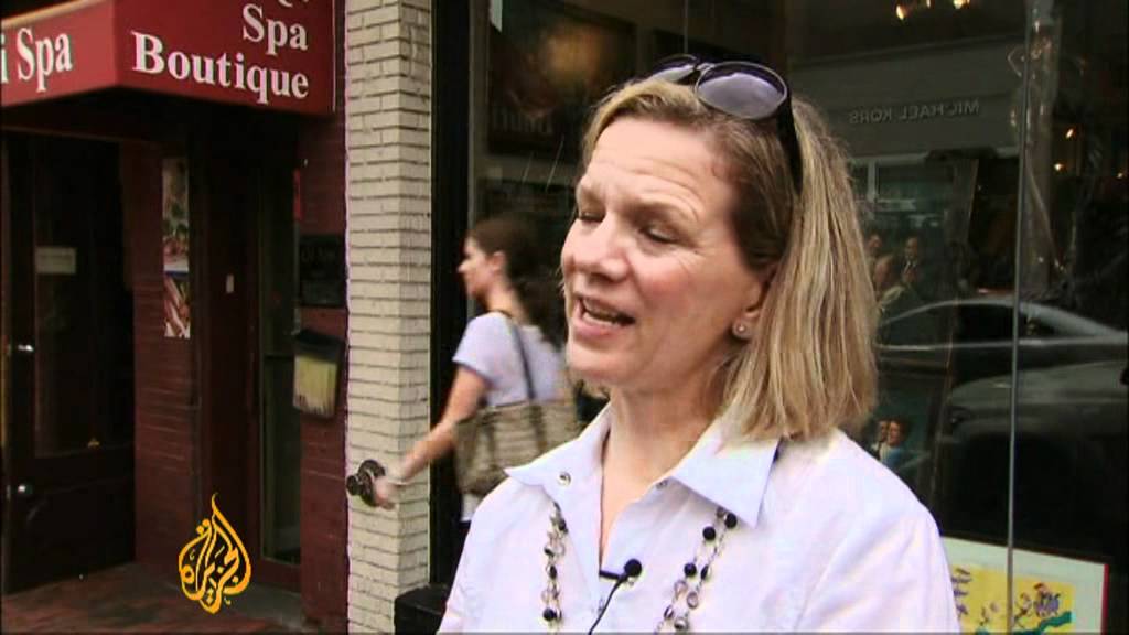 US consumer confidence remains weak