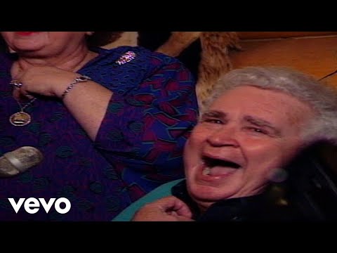 Bill & Gloria Gaither - I Don't Regret a Mile [Live] ft. Howard & Vestal Goodman