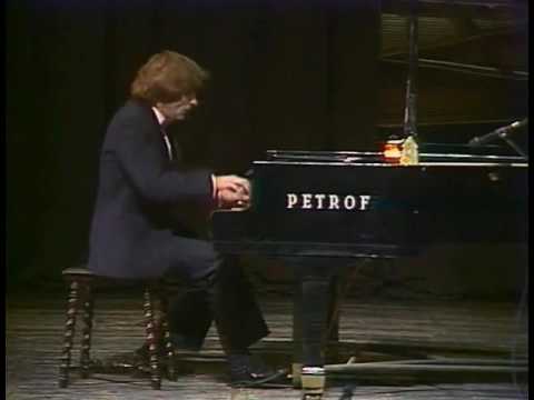 Alexander Slobodyanik plays Rachmaninoff Prelude in C-sharp minor, op. 3 no. 2 - video 1985
