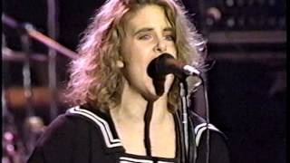 Lone Justice on MTV&#39;s New Year&#39;s Eve R&amp;R Ball (1987)