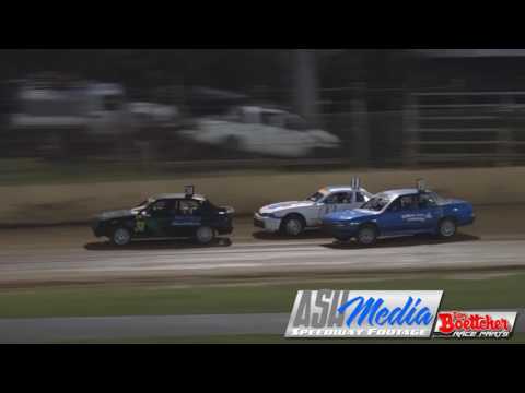 National 4's: Darren Collins Exciting Heat Race - Cairns Speedway