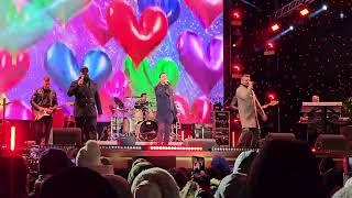 Download lagu 3 Sud Est - De ziua ta, Live Bucharest Christmas Market 2025 mp3