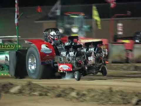 American Thunder pulling in Tomah