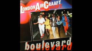 London Aircraaft -  Boulevard