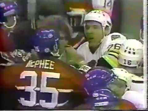 Boston Bruins vs Montreal Canadiens Bench Clearing Brawl 1986 Miller vs Maley & CLemieux vs Markwart