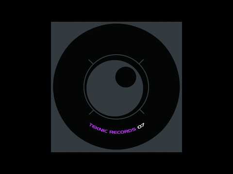 CHRIS LIBERATOR, STERLING MOSS, GANEZ THE TERRIBLE - Teknic Records 07