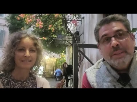 252 Antonio Sangio. In Rome - Italy, talking about Introspective Hypnosis with Judith Verberne.