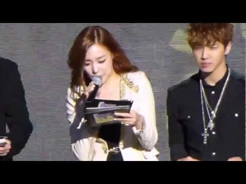 [Fancam] Tiffany, Yonghwa, Kikwang - MC Rehearsal Cut @ SBS Kpop Super Concert Irvine