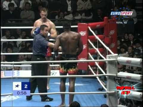 11   K 1 World GP 30 03 2003 R Bonjasky vs B Bregy Saitama, Japan