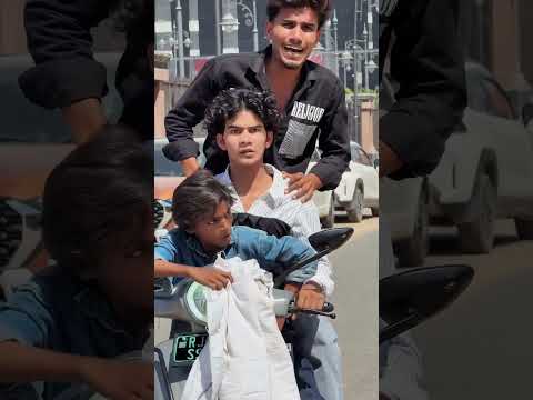 Revelan la identidad secreta del niño en la moto