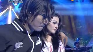 Download lagu charlie dan istri setia band)   YouTube mp3 Download lagu charlie dan istri setia band)   YouTube mp3