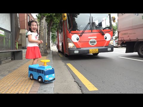 Viagem de ônibus tayo de Boram - histórias engraçadas com brinquedos para crianças