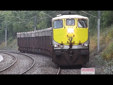 IE 071 Class Locomotive 082 on Tara Mines - Raheny Station, Dublin