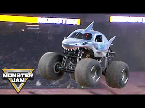 Monster Jam 2021 ヒューストン TX ハイライト動画