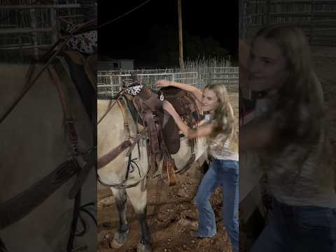 THE HORSE WENT CRAZY AND THRE ME OFF #horses #western #cowgirls #trend