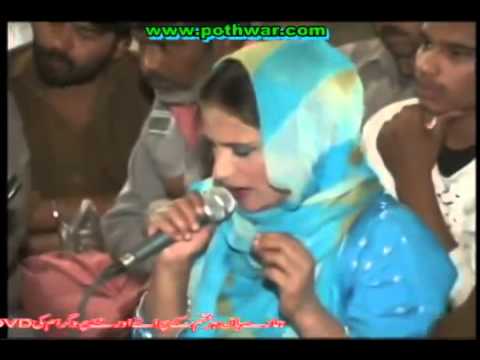 Naseebo lal live song way main chori chori teray
