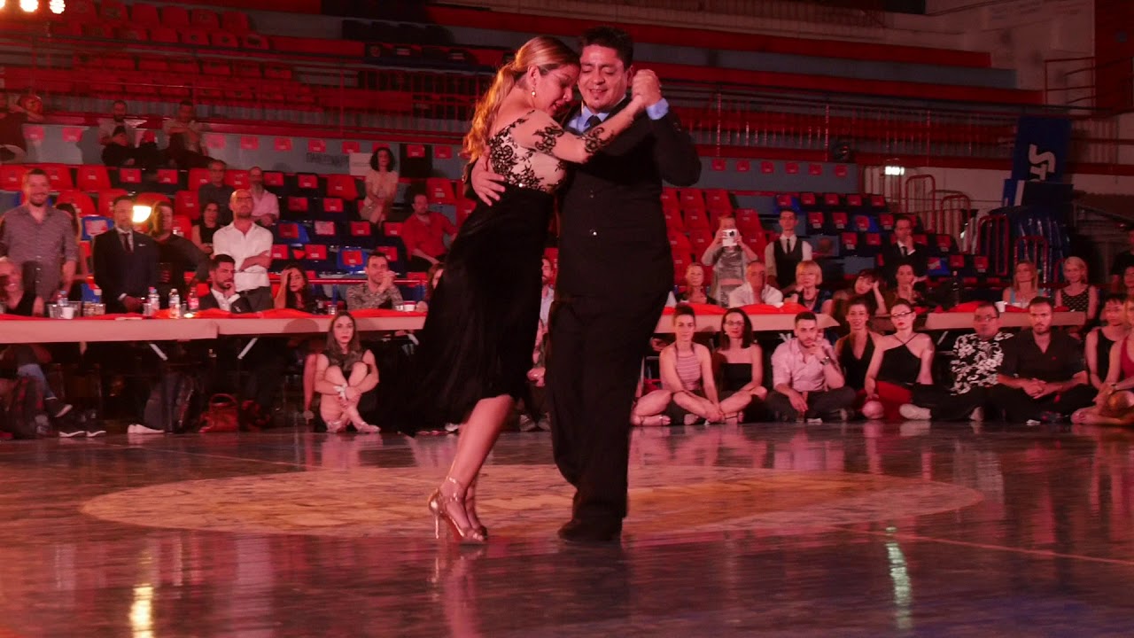 Carlitos Espinoza & Noelia Hurtado - "De antaño" (Juan D'Arienzo) [Tango Unchained Festival 2018]