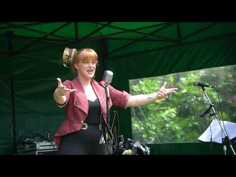 Madam Misfit - "Red Haired Misfit" at Papplewick Steampunk Weekend 2021