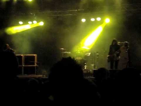 Band of Skulls - You're Not Pretty But You Got it Going On @ Bevrijdingsfestival Groningen 2012