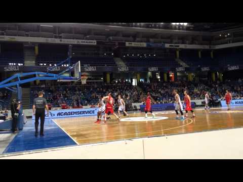 Martin Zeno vapaaheittoviivalla, Kalev Cramo vs. Bisons Loimaa