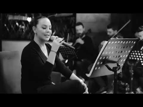 Ebru GÜNDEŞ | Yansın İstanbul Bu Gece 🖤