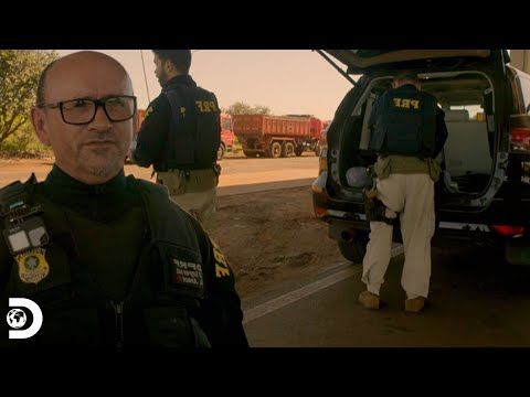 Agentes da fronteira prendem criminosos perigosos | Operação Fronteira | Discovery Brasil