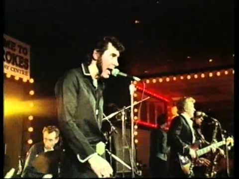 Flying Saucers Keep on Coming.flv HQ