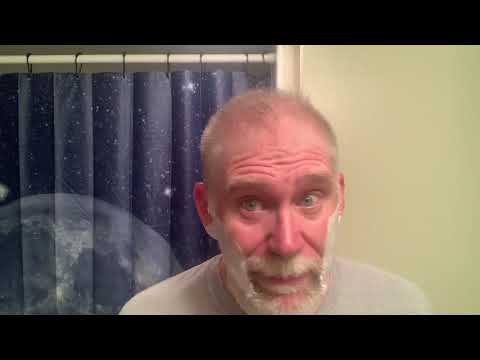 Fuzzy shaves with a Made in England 1912 and Boots soap.