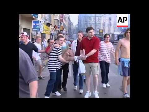 FRANCE: MARSEILLE: ENGLISH SOCCER FANS CLASH WITH TUNISIANS