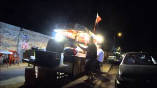 preview picture of video 'Wee Wee Wee at the Taco Stand, San Luis Rio Colorado, Mexico'