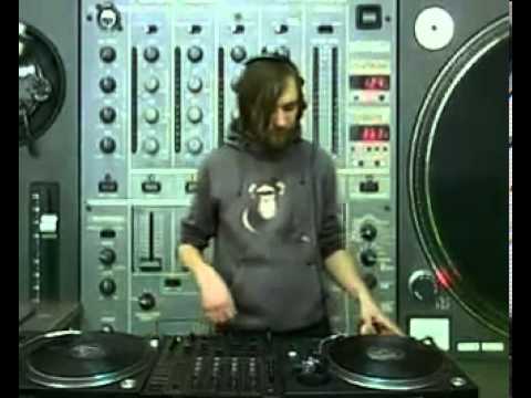 22:30:00 - Korablove - RTS.FM.020310