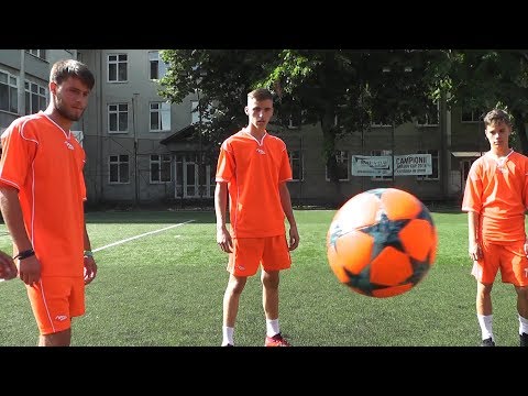 Profu' de mate .... si mingea