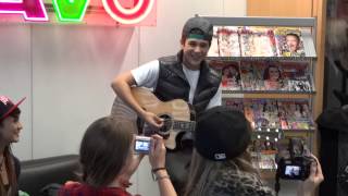 Austin Mahone singing Let me Love You/ Say Somethin in Germany