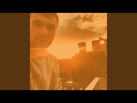 Video thumbnail for Roze (Euston Station)