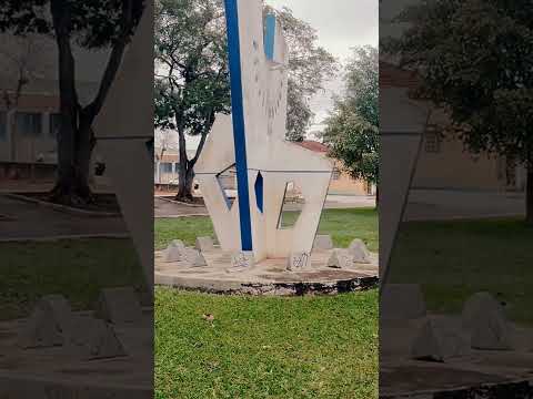 Ah  charmosa Praça São Pedro. Um lugar de encontros, história e paz. #Riversul #PraçaSãoPedro