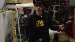 Phil Lee, &quot;The Mighty King Of Love&quot;, Takes Aim BackStage @ the &quot;Viva! NashVegas® Radio Show&quot;