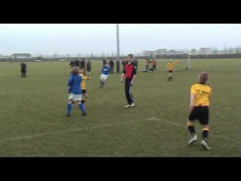 1 ste Competitie  Wedstrijd Voorjaar 2010  Reigerboys E2 - KSV E1     1 ste helf