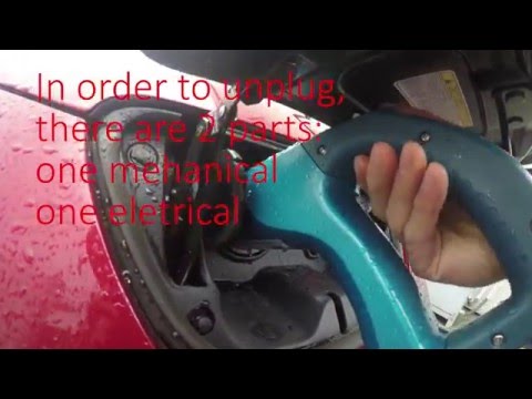 4 Solutions When Charging Gun at EV Stations Won't Release EV Car