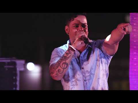 DOG MONSTRO - Ei psiuu ( DVD ao vivo em Irecê )