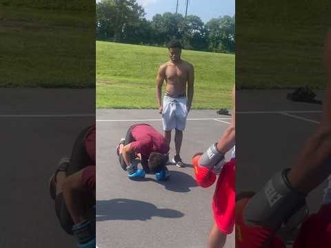 HE GOT KNOCKED OUT AND HAD A SEIZURE😳 #seizures #viral #fight #boxing #stoptheviolence #shorts