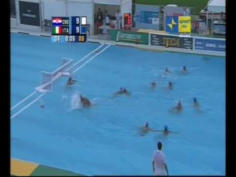 Giorgetti give Bronze to Italia. Touch the ball of Boskovic in pty in last min. waterpolo