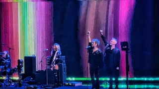 Download lagu Cyndi Lauper - True Colors @ Rock & Roll Hall of Fame 2025 mp3