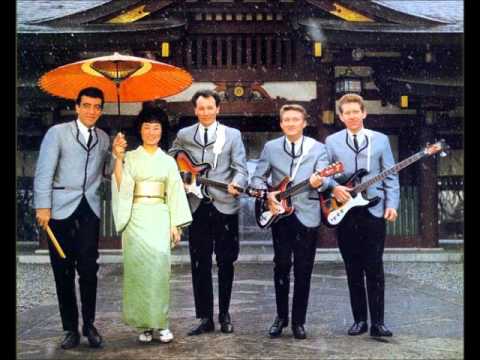 the Ventures - Moon Over Manakoora