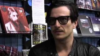 Butch Walker & Fran Capitanelli talk before a performance in Knoxville, Tenn.