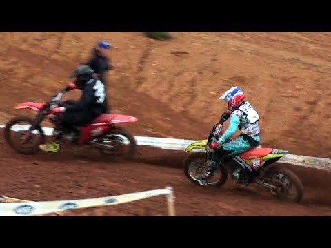 Disputa intensa na Corrida da Nacional 250cc Velocross Copa Canelinha