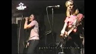 The Donnas - You Make Me Hot 2 17 98 video
